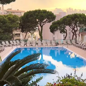 Vegas 4* Salou